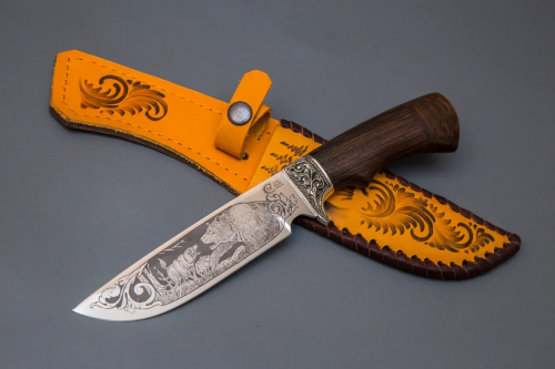 Нож Лорд, кован.ст.95х18,венги,литье