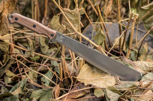 Мачете BUSH MATE 420HC Scandi WH LS Scandi Grind, Walnut Handle, Leather Sheath Мачете BUSH MATE 420HC Scandi WH LS Scandi Grind, Walnut Handle, Leather Sheath
