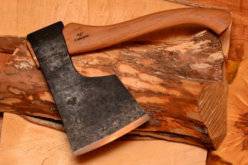 Топор плотницкий для норвежской рубки