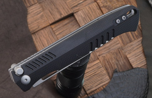 Нож складной Mr.Blade Wasp (D2 SW, G10 Black)