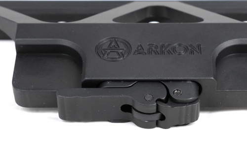 Кронштейн быстросъемный боковой Arkon с планкой weaver на Сайга/АК