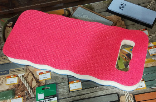 Подколенник для садовника (39*19,5*3,5)