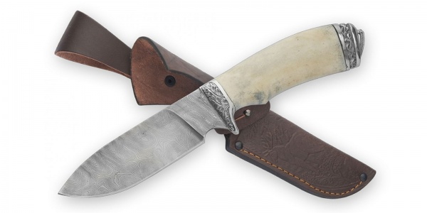 Нож тур. Бобр дамасск в шкатулке