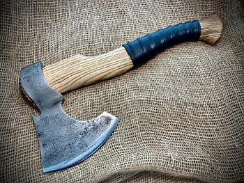 Топоры кованный "Дачник"