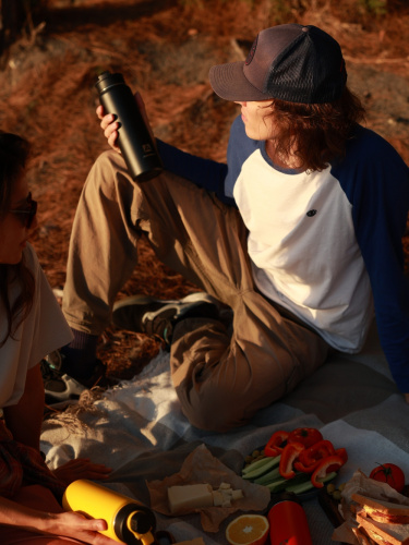 Термос "Арктика" 708-700S черный ( с доп пробкой  с питьевой системой)