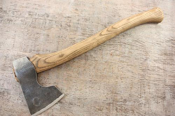 Топор кованый "Медведь" средний