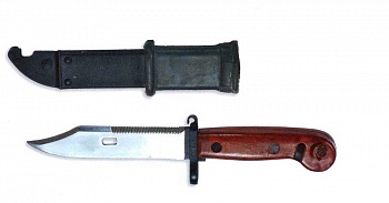 Штык-нож сувенирный (6х3), ПЕРЕХОДНЫЙ вариант с АКМ на АК-74,