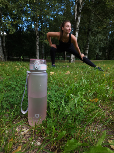 Бутылка тритановая 720-1000 розовая матовая, с ситечком