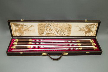 Набор "Шкатулка"№2.2 (рисов.кож.зам.красный бархат,Тигр)