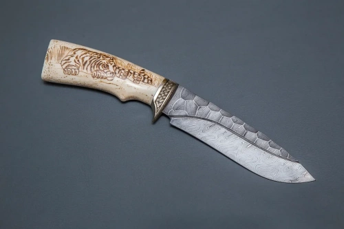 Нож Скиф, дам.ст.,литье,кость