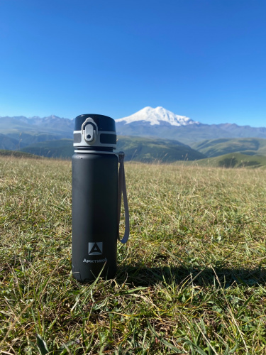 Бутылка тритановая 720-500 чёрная матовая, с ситечком