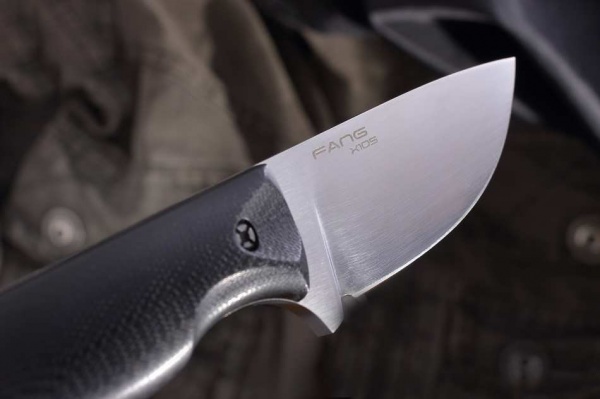 Нож "Fang" black, stonewashed G10