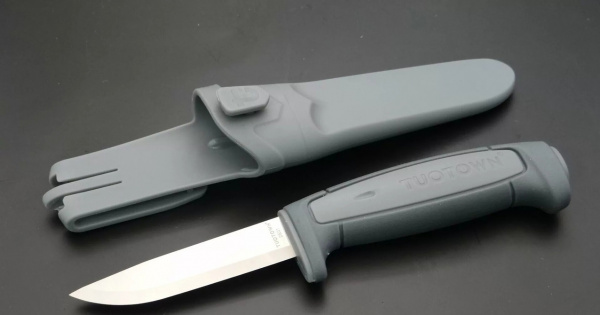 Нож TuoTown Devaststor 1, клинок AUS8, рукоять Эластрон