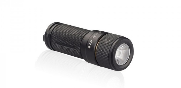 Фонарь Fenix E15 2016