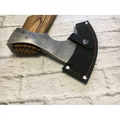 Топор "Таежный" кован. ст. У8, рукоять из ценных пород дерева