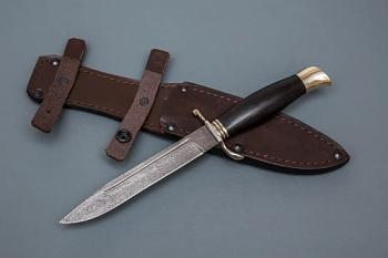 Нож Разведчик , ст дам,литье,патрон,орех,(кап)