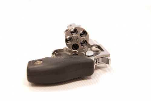 Taurus к.9мм Р.А. ООП нерж. револьвер