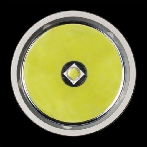 Фонарь EA41 Pioneer Cree XM-L21020люмен 400часов 335м  4*АА